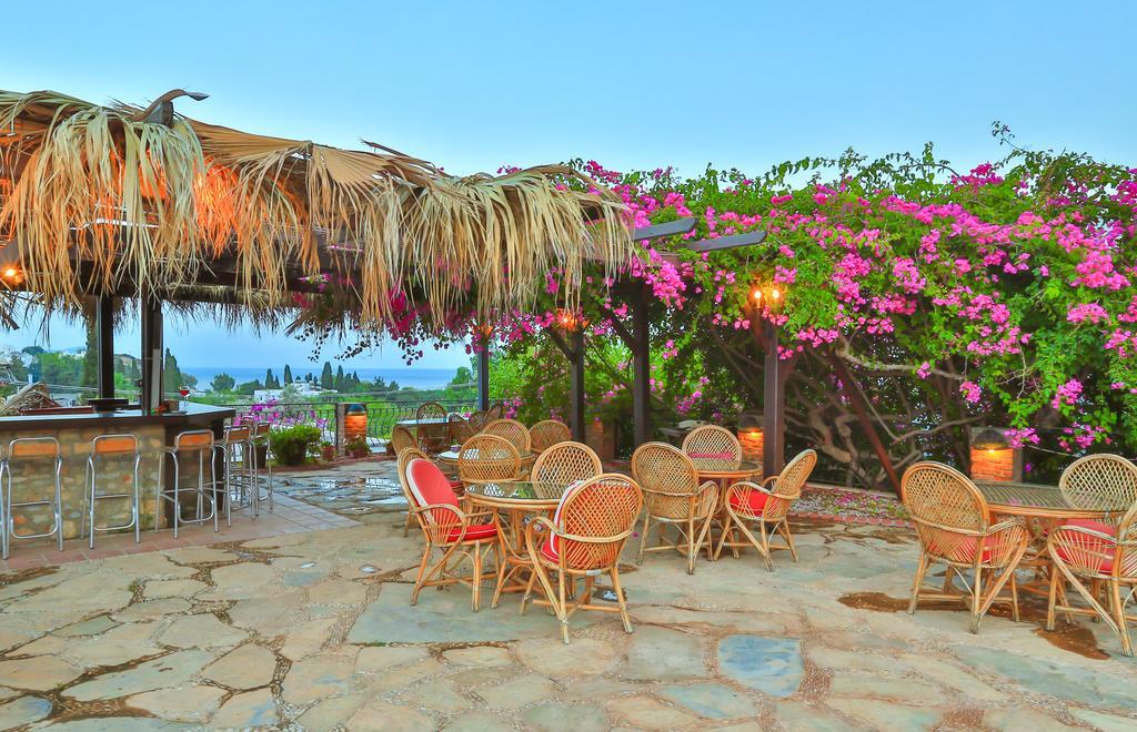 Sunny Garden Nilufer Hotel Turgutreis Bagian luar foto