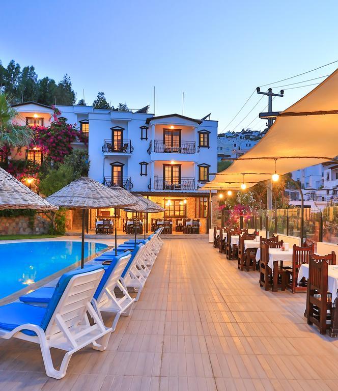 Sunny Garden Nilufer Hotel Turgutreis Bagian luar foto